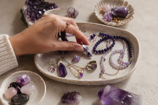 How to Choose the Right Crystal Jewelry for Your Everyday Life