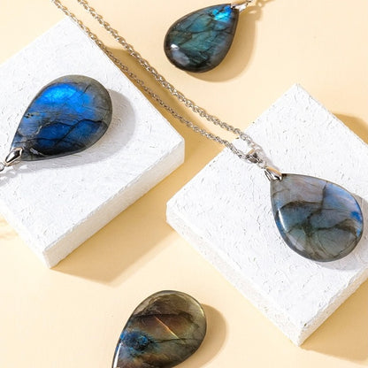 Labradorite Dewdrop Necklace