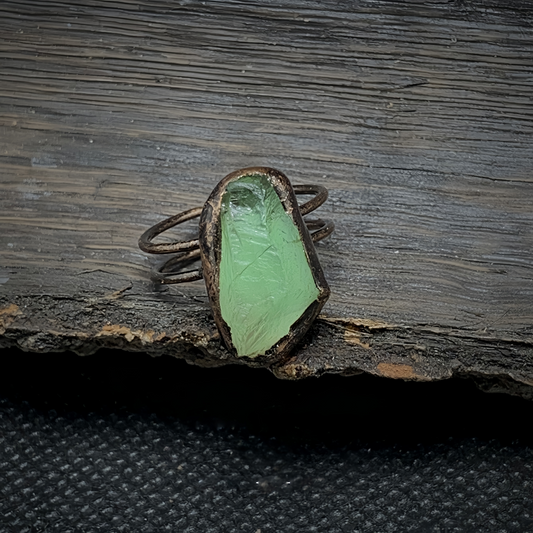 Raw Fluorite Adjustable Ring
