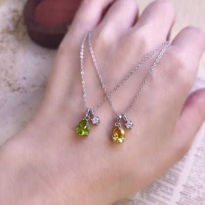 Peridot Teardrop Necklace (925 Sterling Silver)